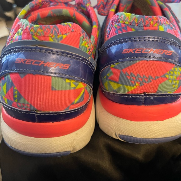 SKETCHERS 8.5 COMFORT FIT GEL INFUSED MEMORY FOAM COLORFUL LIKE NEW WORE 1INSIDE - Picture 8 of 15